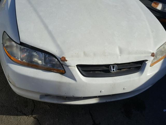 1HGCG225XXA007346 - 1999 HONDA ACCORD EX WHITE photo 9