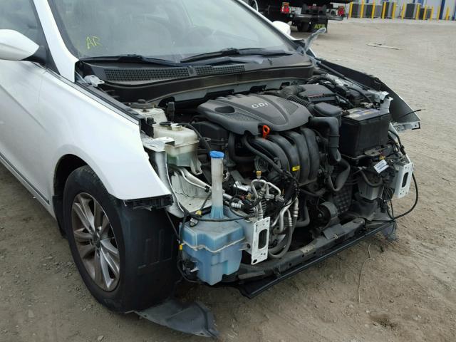 5NPEB4ACXBH032752 - 2011 HYUNDAI SONATA GLS WHITE photo 9