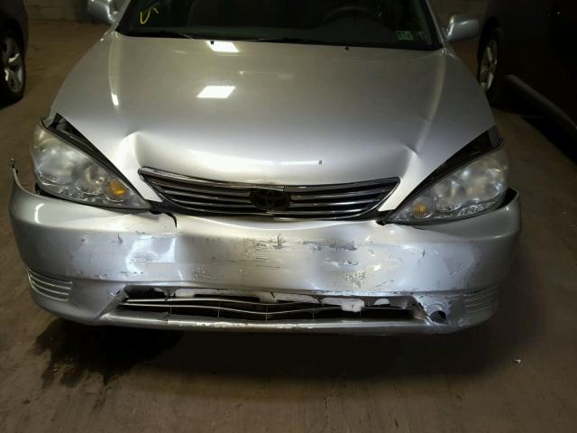 4T1BE32K95U951383 - 2005 TOYOTA CAMRY LE SILVER photo 7