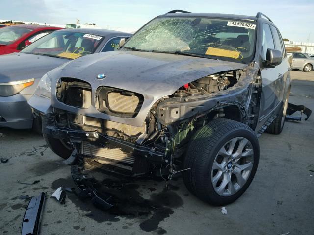 5UXZV4C59CL986055 - 2012 BMW X5 XDRIVE3 GRAY photo 2