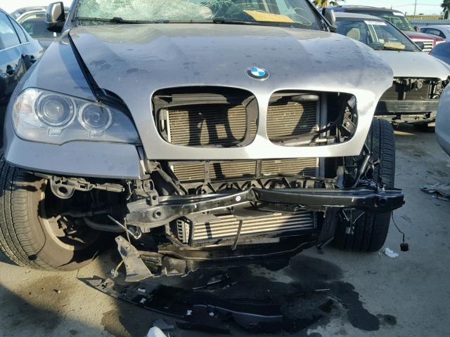 5UXZV4C59CL986055 - 2012 BMW X5 XDRIVE3 GRAY photo 9