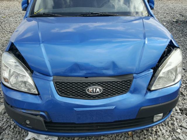 KNADE223296543296 - 2009 KIA RIO BASE BLUE photo 7