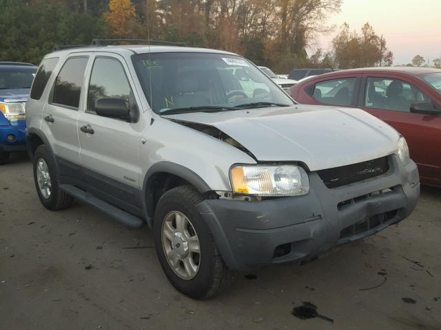 1FMYU03122KC10484 - 2002 FORD ESCAPE XLT SILVER photo 1