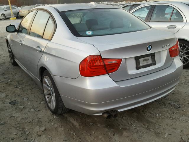 WBAPH7C56BE852251 - 2011 BMW 328 I SILVER photo 3