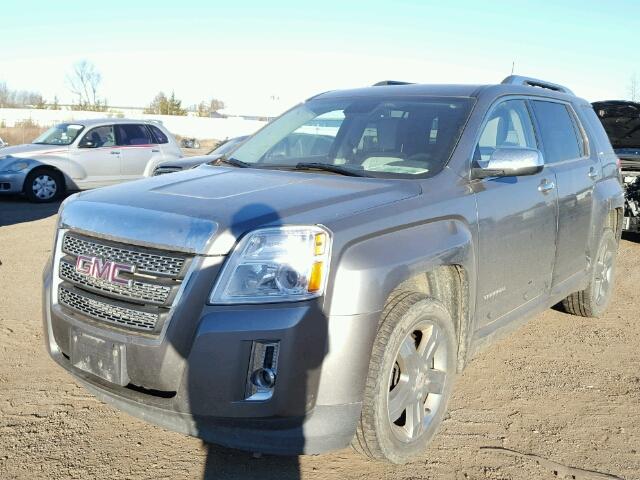 2GKFLXE54C6355669 - 2012 GMC TERRAIN SL GRAY photo 2