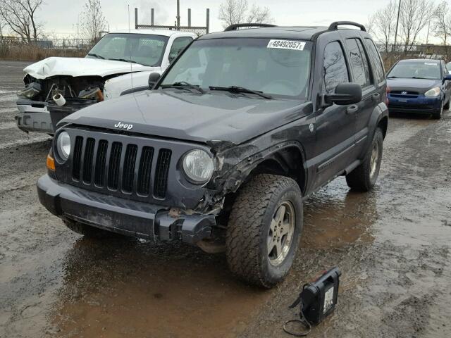 1J4GL38K65W686508 - 2005 JEEP LIBERTY RE BLACK photo 2