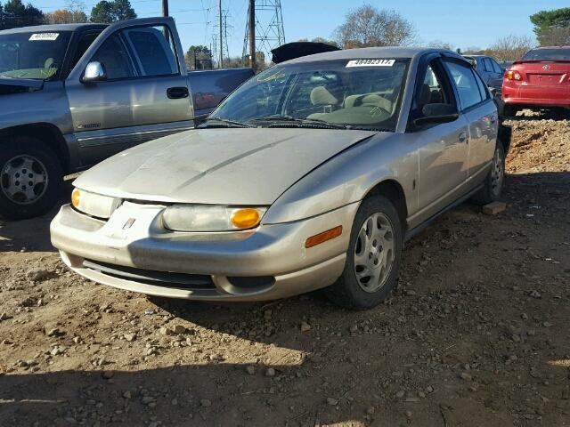 1G8ZK54702Z211908 - 2002 SATURN SL2 GOLD photo 2