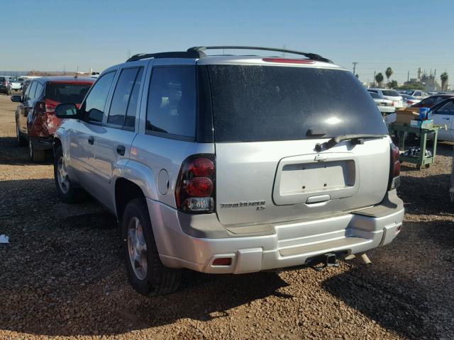 1GNDS13S382248300 - 2008 CHEVROLET TRAILBLAZE SILVER photo 3