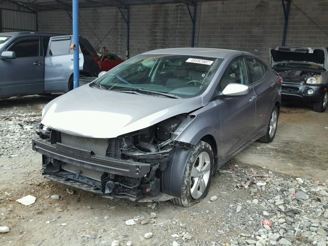 KMHDH4AEXDU663548 - 2013 HYUNDAI ELANTRA GL GRAY photo 2