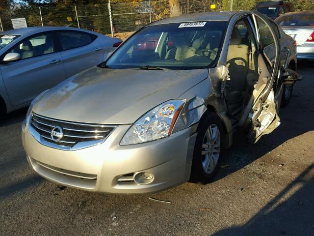 1N4AL2AP8AN425852 - 2010 NISSAN ALTIMA BAS GOLD photo 2