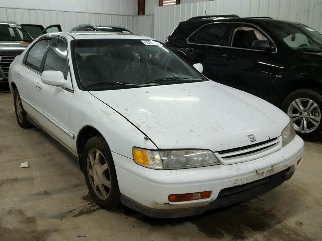 JHMCD5657RC015655 - 1994 HONDA ACCORD EX WHITE photo 1