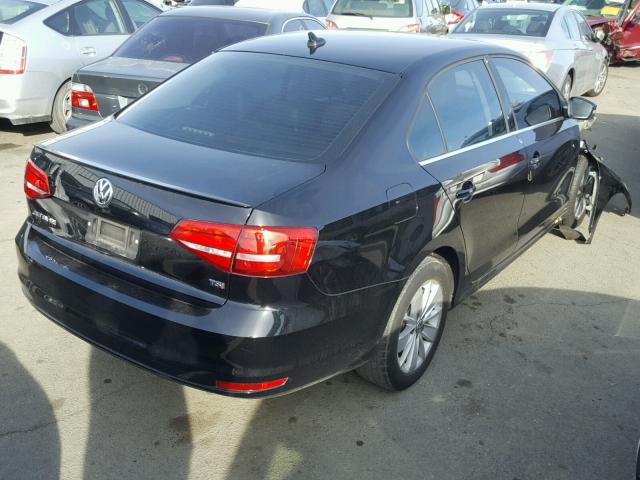 3VWD07AJXFM266596 - 2015 VOLKSWAGEN JETTA SE BLACK photo 4