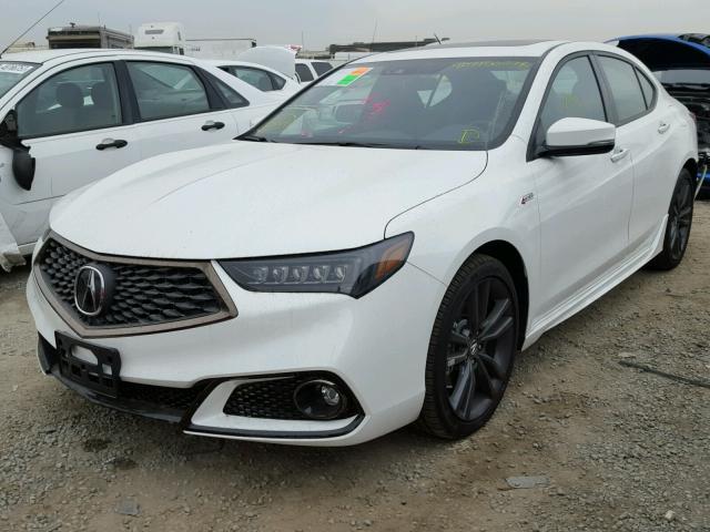 19UUB2F61JA001920 - 2018 ACURA TLX TECH+A WHITE photo 2