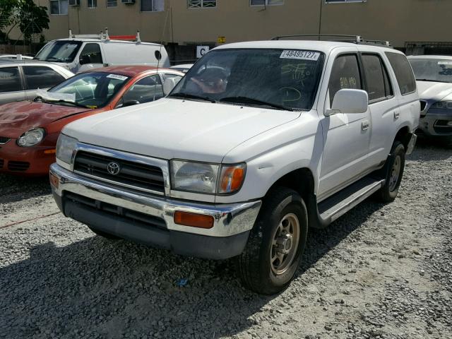 JT3GN86R3V0050701 - 1997 TOYOTA 4RUNNER SR WHITE photo 2