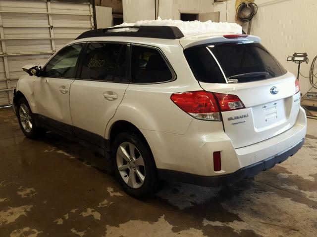 4S4BRBCC6D3325087 - 2013 SUBARU OUTBACK 2. WHITE photo 3