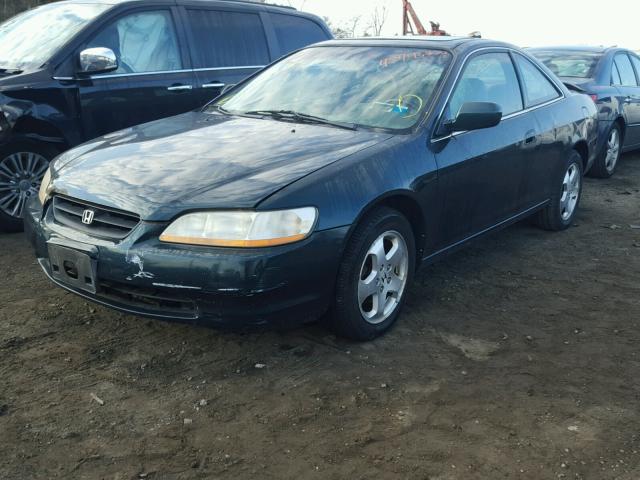 1HGCG2258YA000784 - 2000 HONDA ACCORD EX BLACK photo 2