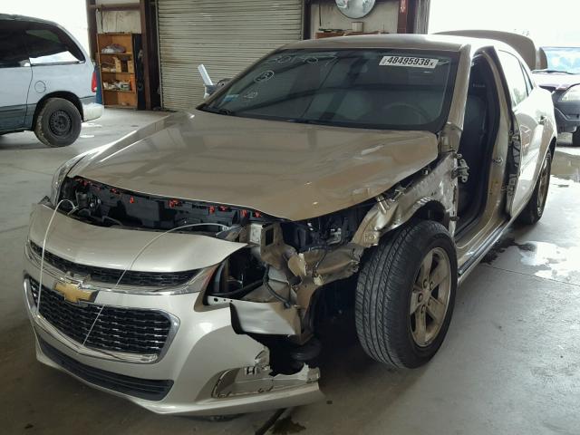 1G11B5SL1FF301457 - 2015 CHEVROLET MALIBU LS ოქროსფერი ფოტო 2