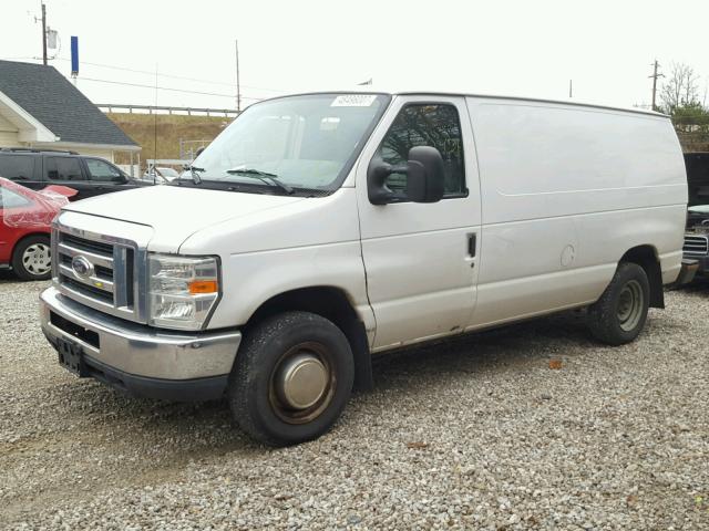 1FTNE1EW6ADA96012 - 2010 FORD ECONOLINE WHITE photo 2