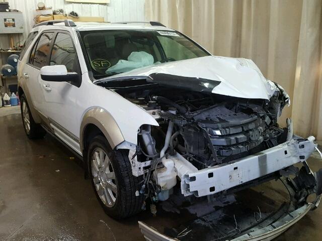 1FMDK07W38GA22806 - 2008 FORD TAURUS X E WHITE photo 1