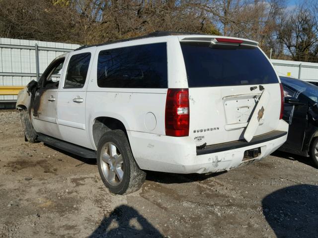 3GNFK16307G108045 - 2007 CHEVROLET SUBURBAN K WHITE photo 3