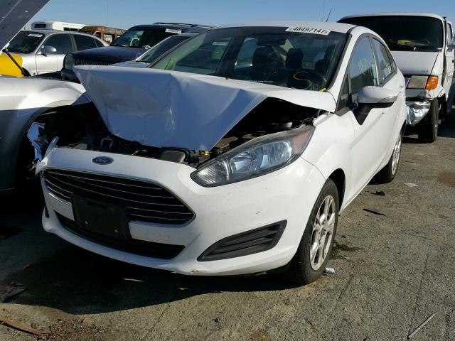 3FADP4BJ1FM208331 - 2015 FORD FIESTA SE WHITE photo 2