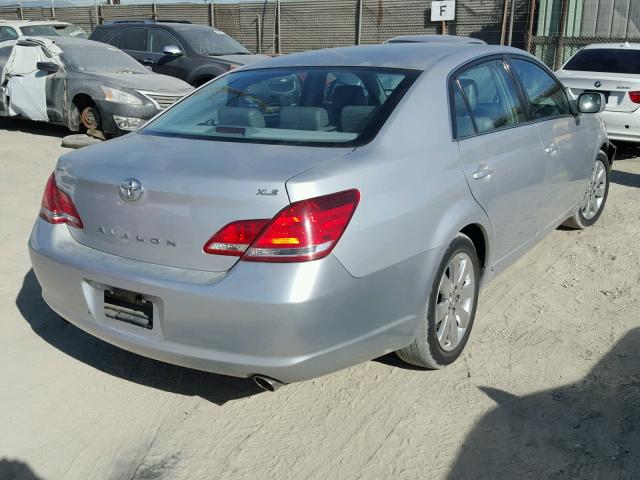 4T1BK36B96U147041 - 2006 TOYOTA AVALON XL SILVER photo 4