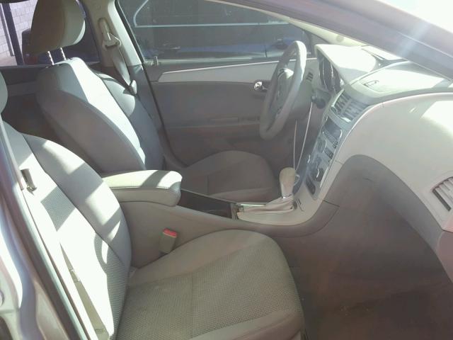 1G1ZB5E04CF243893 - 2012 CHEVROLET MALIBU LS ვერცხლისფერი ფოტო 5