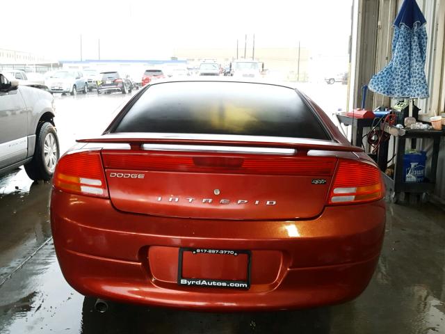 2B3HD56G24H589886 - 2004 DODGE INTREPID E ORANGE photo 9