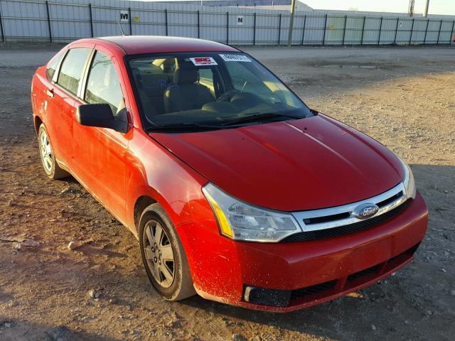1FAHP34N38W234105 - 2008 FORD FOCUS S/SE RED photo 1