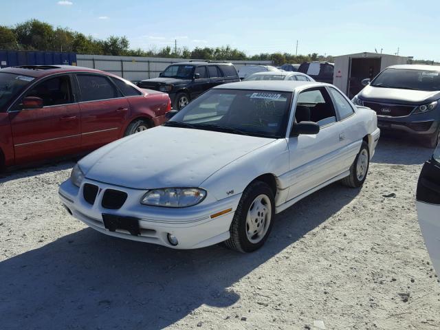 1G2NE12M1VC819025 - 1997 PONTIAC GRAND AM S WHITE photo 2