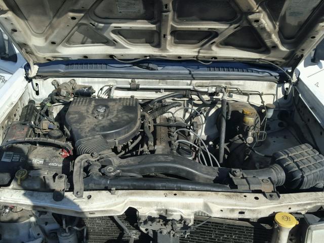 1N6DD26S3XC300907 - 1999 NISSAN FRONTIER K WHITE photo 7