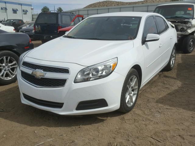 1G11C5SA6DF152200 - 2013 CHEVROLET MALIBU 1LT WHITE photo 2