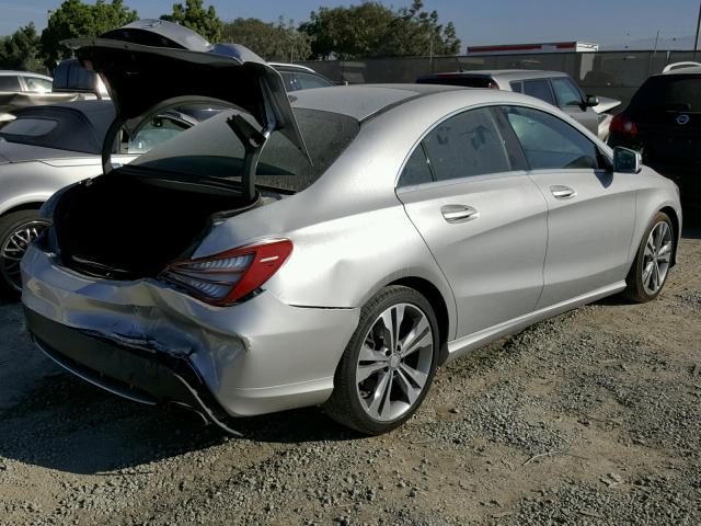 WDDSJ4EB4EN041884 - 2014 MERCEDES-BENZ CLA 250 SILVER photo 4