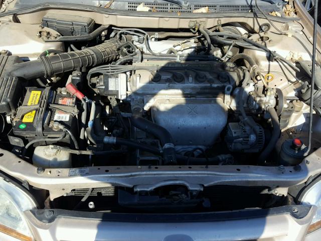 JHMCG66571C007119 - 2001 HONDA ACCORD LX GOLD photo 7