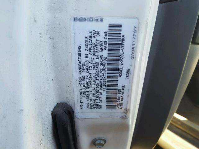 4T1BG22K71U825392 - 2001 TOYOTA CAMRY CE WHITE photo 10