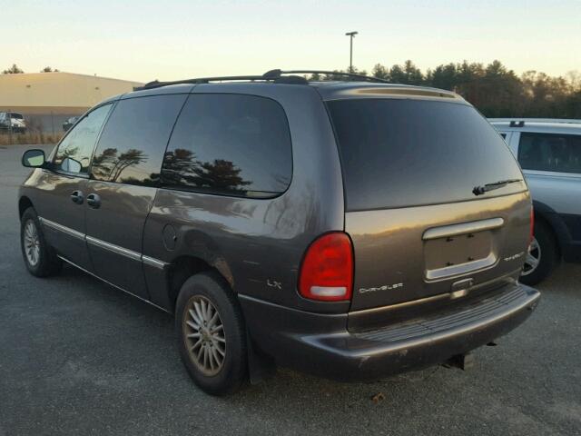 1C4GT54L2XB598436 - 1999 CHRYSLER TOWN & COU GRAY photo 3