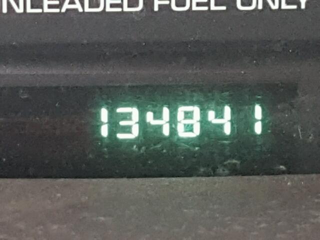 1C4GT54L2XB598436 - 1999 CHRYSLER TOWN & COU GRAY photo 8