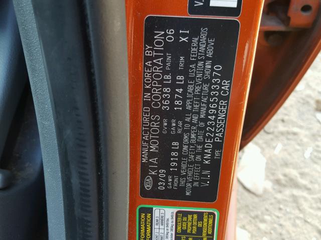 KNADE223496533370 - 2009 KIA RIO BASE ORANGE photo 10