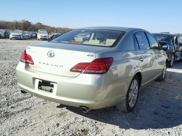 4T1BK36B98U279882 - 2008 TOYOTA AVALON XL GREEN photo 4