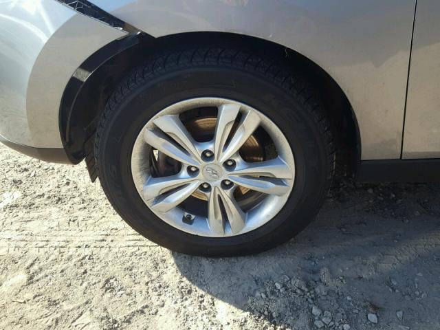 KM8JUCAC4BU205086 - 2011 HYUNDAI TUCSON GLS SILVER photo 9