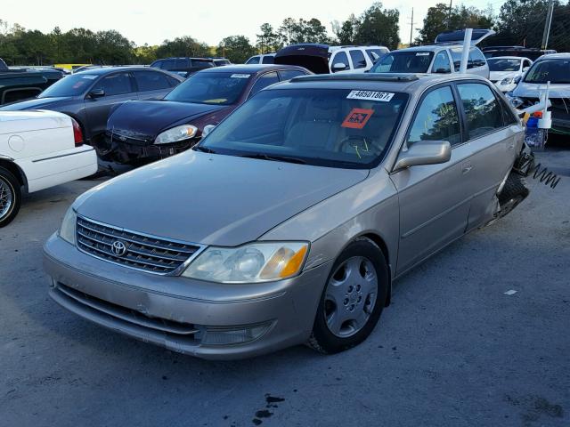 4T1BF28B73U318196 - 2003 TOYOTA AVALON XL GOLD photo 2