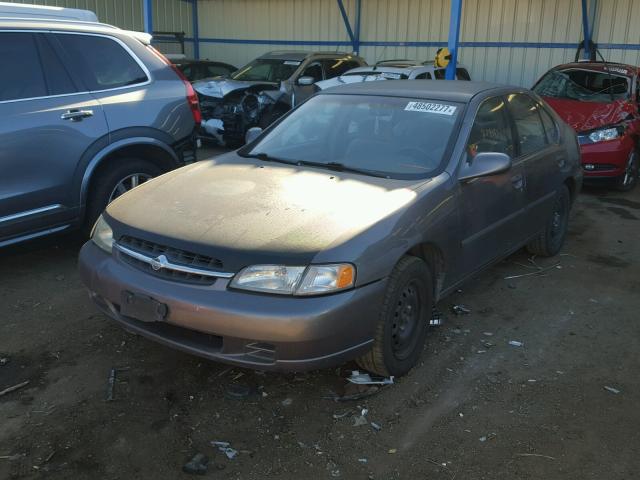 1N4DL01D4WC132167 - 1998 NISSAN ALTIMA XE GRAY photo 2