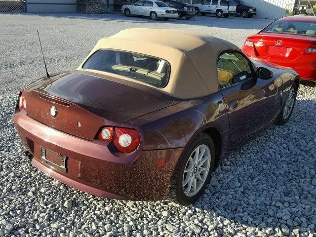 4USBT33545LR70149 - 2005 BMW Z4 2.5 BROWN photo 4