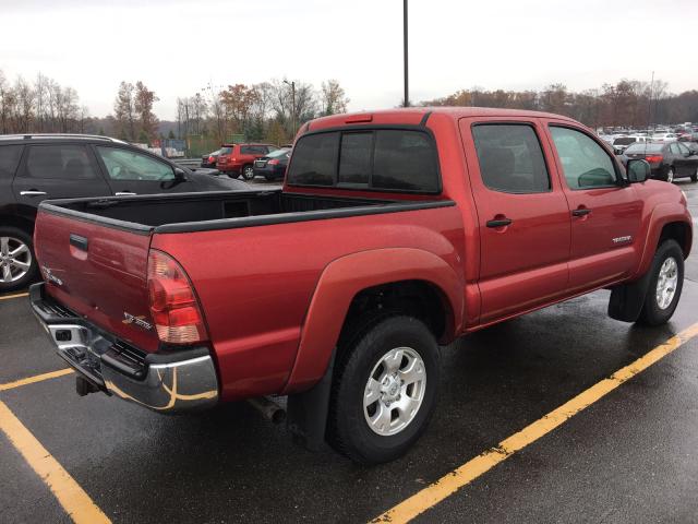 5TELU42N18Z513240 - 2008 TOYOTA TACOMA DOU RED photo 4