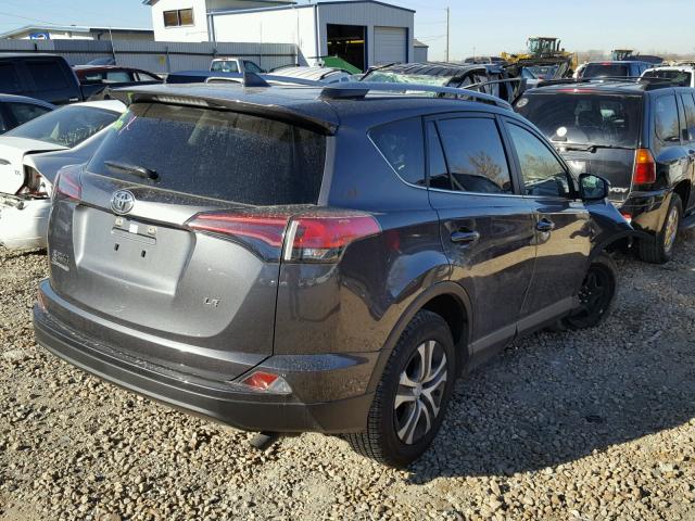 JTMZFREV0HJ148492 - 2017 TOYOTA RAV4 LE Gümüş foto 4