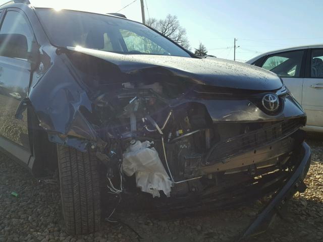 JTMZFREV0HJ148492 - 2017 TOYOTA RAV4 LE Gümüş foto 9