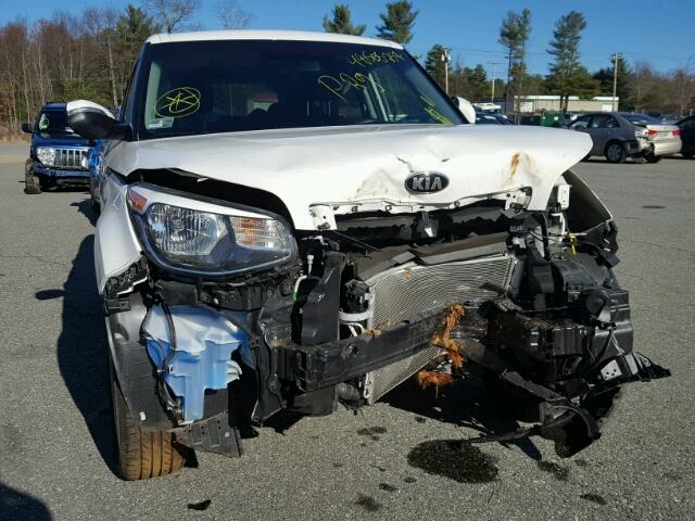 KNDJP3A59E7083485 - 2014 KIA SOUL + WHITE photo 9