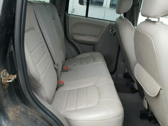 1J4GK38K63W551125 - 2003 JEEP LIBERTY RE BLACK photo 6