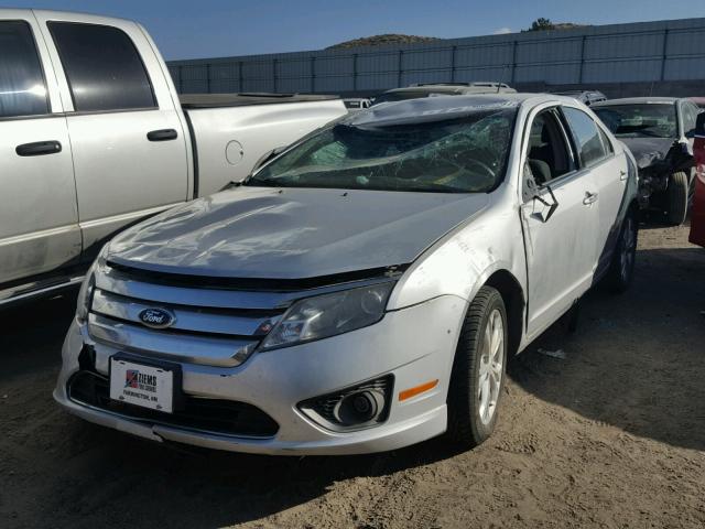 3FAHP0HAXCR321355 - 2012 FORD FUSION SE SILVER photo 2