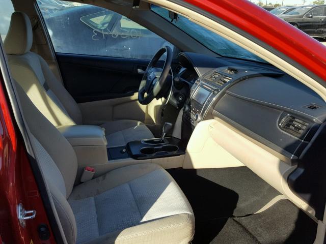 4T1BF1FK4CU586653 - 2012 TOYOTA CAMRY BASE წითელი ფოტო 5